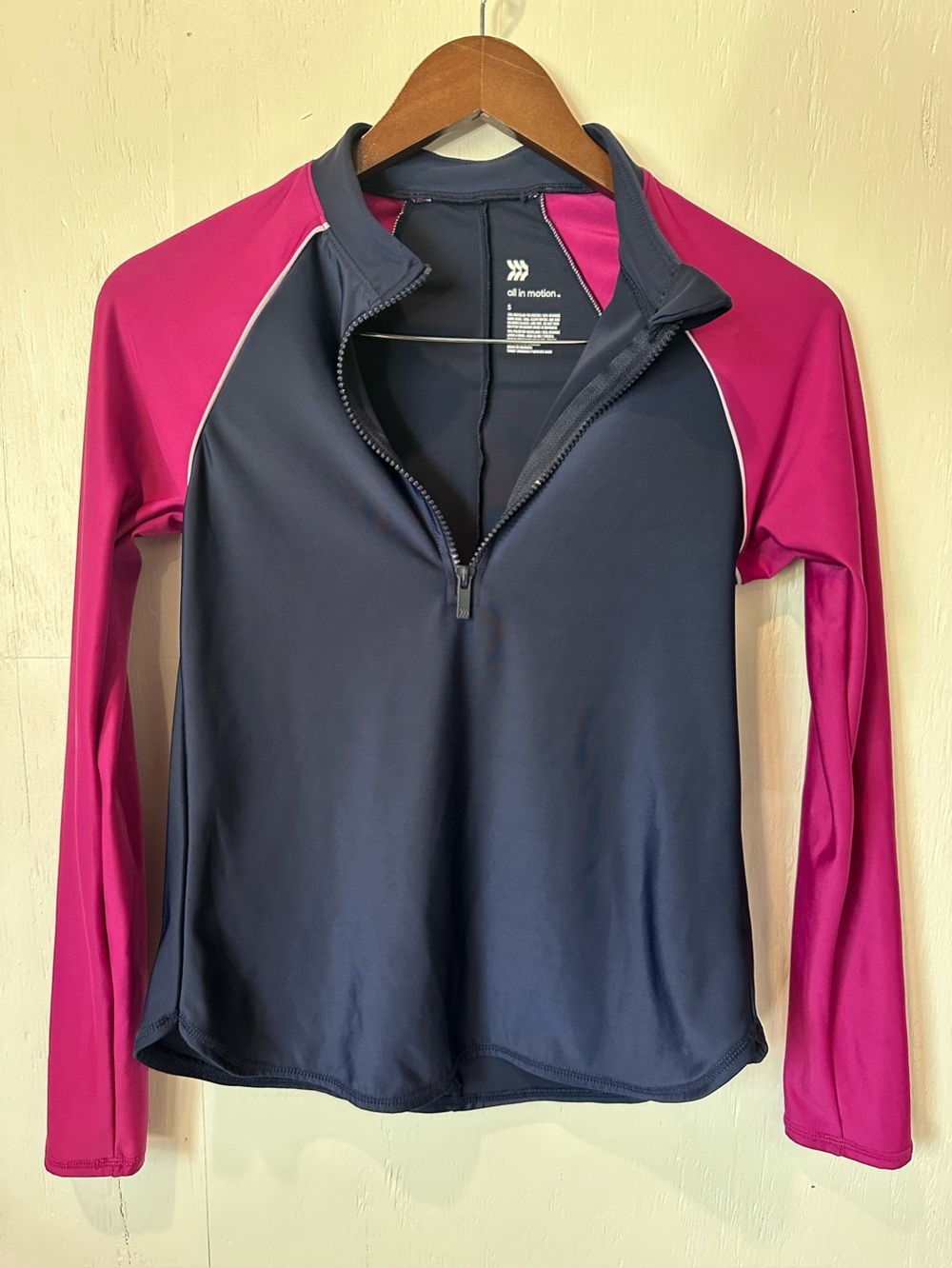 Target All in Motion Navy and Pink Half-Zip Athletic Pullover Swim Rashguard